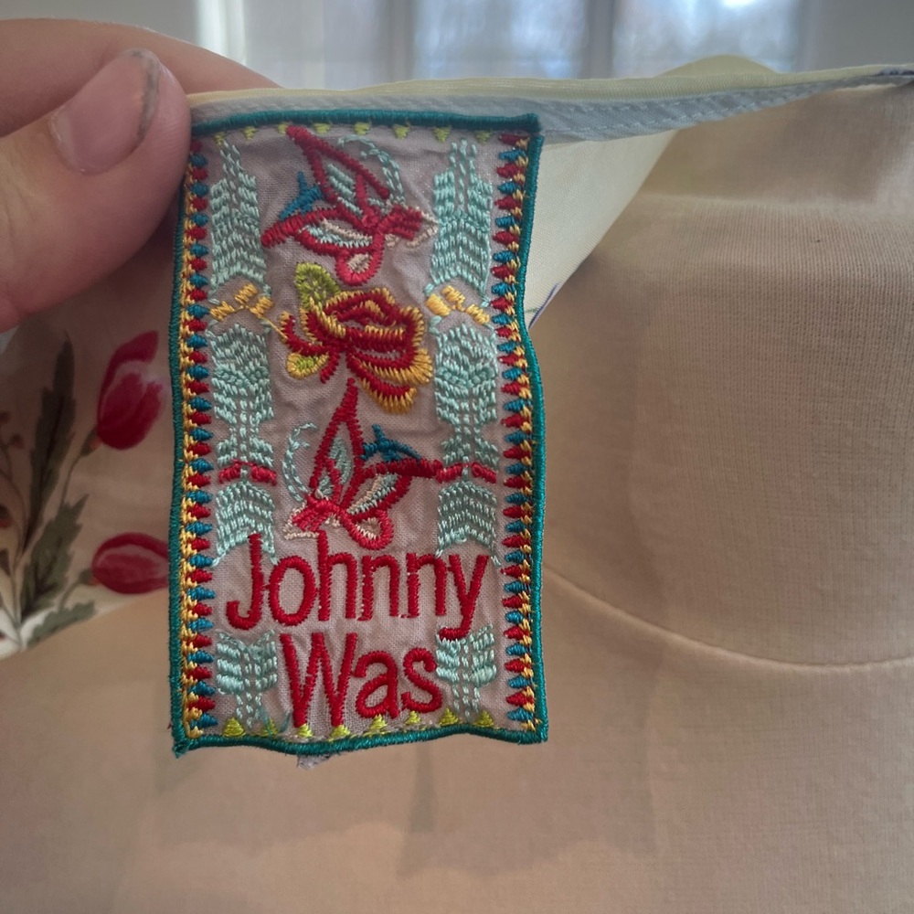 Johnny Was Vervaine Embroidered Floral Blouse Women’s Size medium - Picture 11 of 12